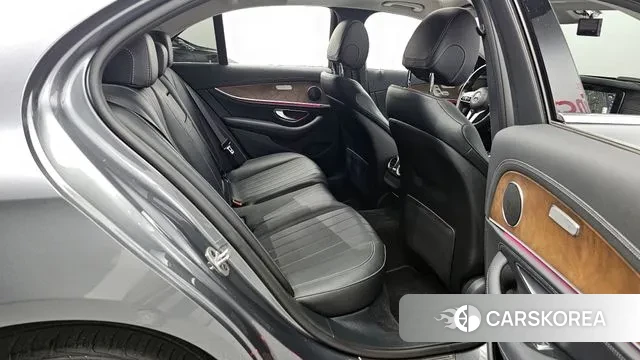 Mercedes-Benz E-Class W213 2019 Серый из Кореи, фото 3