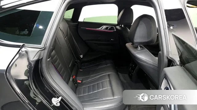 BMW i4 2022 Черный из Кореи, фото 3