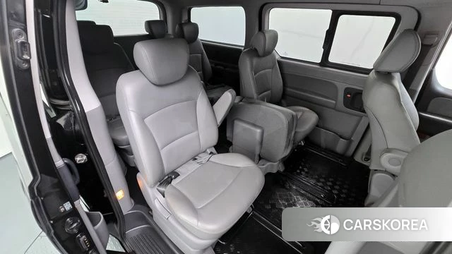 Hyundai The New Grand Starex 2019 Черный из Кореи, фото 3