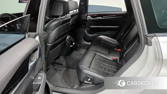 BMW 6 Series GT (G32) 2021 Белый из Кореи, фото 3