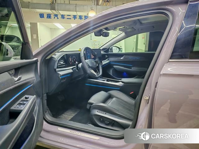 Volkswagen Passat 2024 Фиолетовый из Китая, фото 3