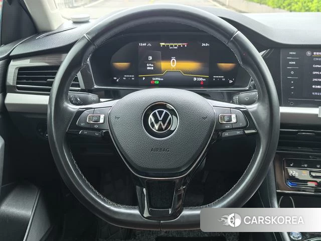 Volkswagen Lavida 2021 Серебристо-серый из Китая, фото 3