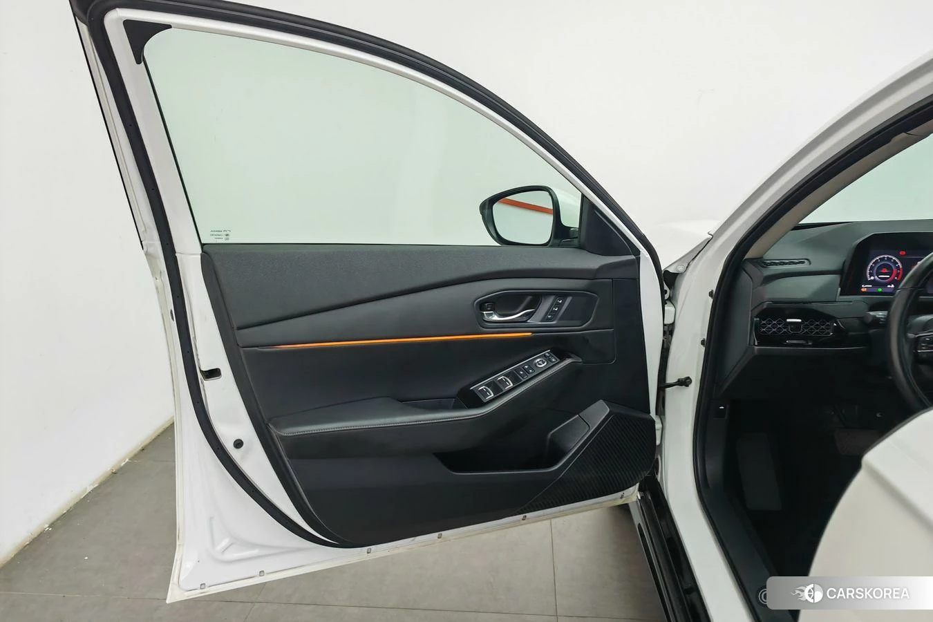 Honda Accord 2023 Белый из Китая, фото 3