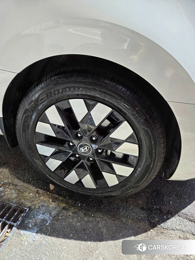 Hyundai Staria 2024 Белый из Кореи, фото 3