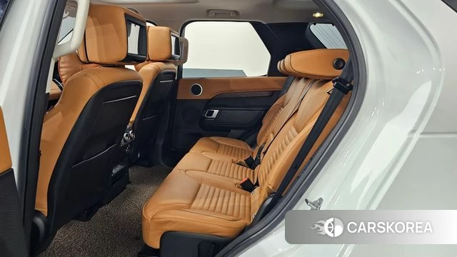 Land Rover Discovery 5 2018 Белый из Кореи, фото 3