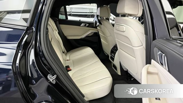 BMW X6 (G06) 2025 Черный из Кореи, фото 3