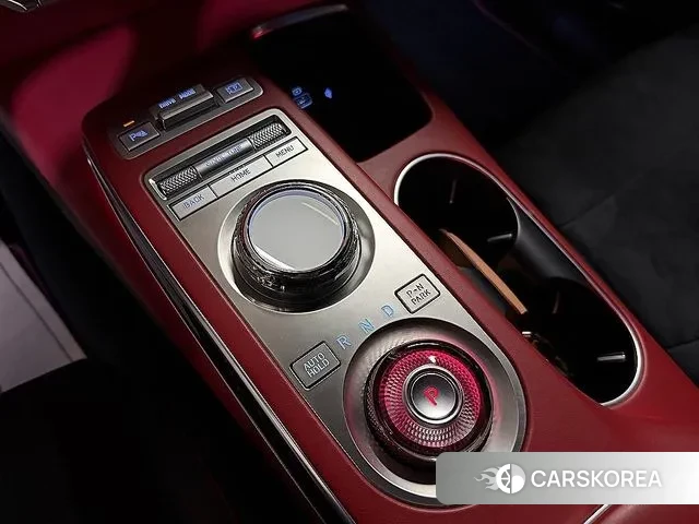 Genesis GV70 2021 Белый из Кореи, фото 3