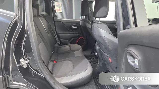 Jeep Renegade 2018 Черный из Кореи, фото 3