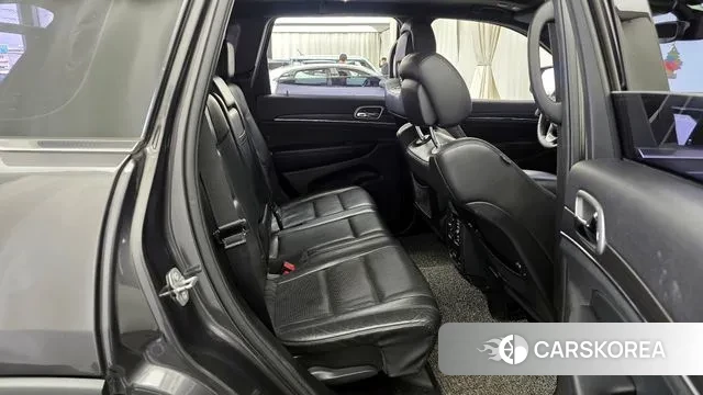 Jeep Grand Cherokee 2018 Серый из Кореи, фото 3