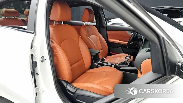 Kia The New K3 2nd generation 2021 Белый из Кореи, фото 3