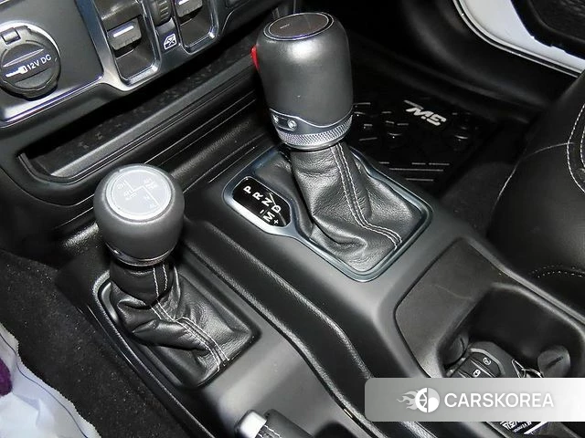 Jeep Wrangler (JL) 2023 Белый из Кореи, фото 3