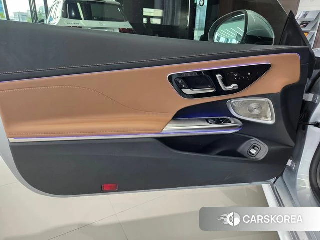 Mercedes-Benz CLE-Class C236 2024 Серебряный из Кореи, фото 3