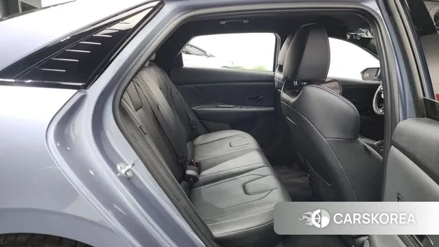 Hyundai The New Avante (CN7) 2023 Небесно-голубой из Кореи, фото 3