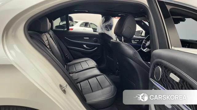 Mercedes-Benz E-Class W213 2020 Белый из Кореи, фото 3