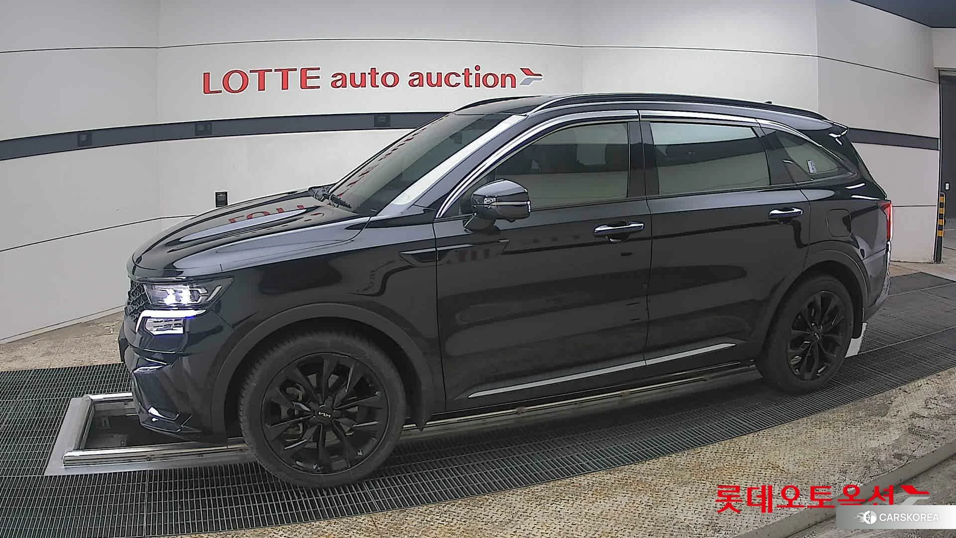 Kia Sorento 2023 Aurora Black Pearl из Кореи, фото 3