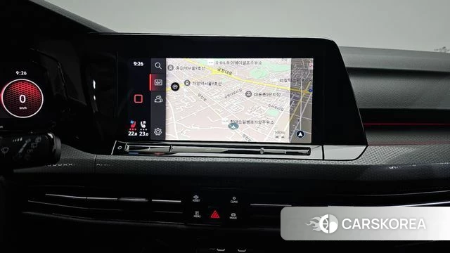 Volkswagen Golf 8th Generation 2024 Белый из Кореи, фото 3