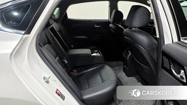 Kia K7 Premier Hybrid 2021 Белый из Кореи, фото 3