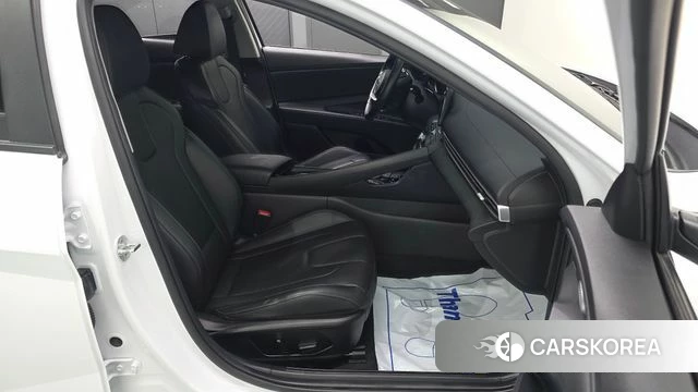 Hyundai Avante (CN7) 2022 Белый из Кореи, фото 3