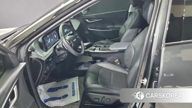 Kia EV6 2023 Серый из Кореи, фото 3
