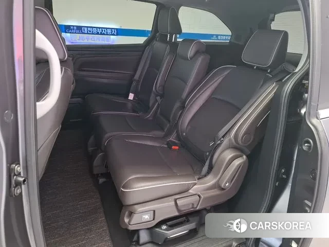 Honda Odyssey 2023 Серый из Кореи, фото 3