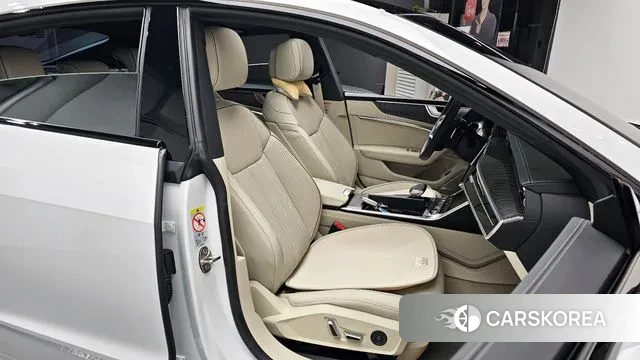 Audi A7 (4K) 2025 Белый из Кореи, фото 3