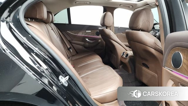 Mercedes-Benz E-Class W213 2019 Черный из Кореи, фото 3