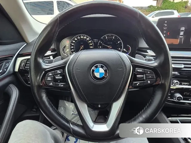 BMW 5 Series (G30) 2018 Серый из Кореи, фото 3