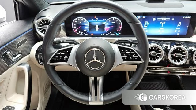 Mercedes-Benz A-Class W177 2024 Белый из Кореи, фото 3