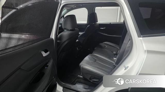 Hyundai The New Santa Fe 2023 Белый из Кореи, фото 3