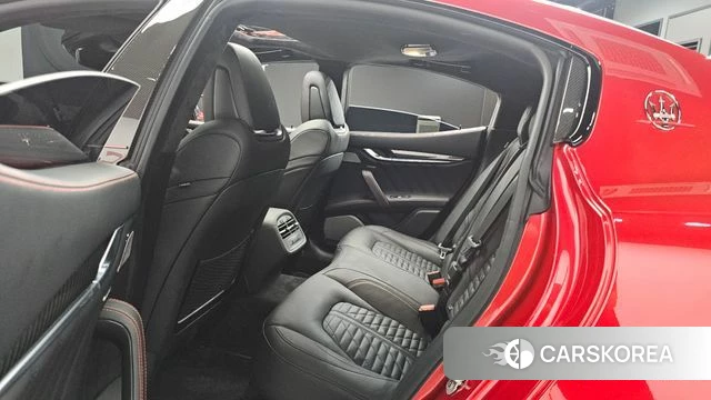 Maserati Ghibli 2021 Красный из Кореи, фото 3
