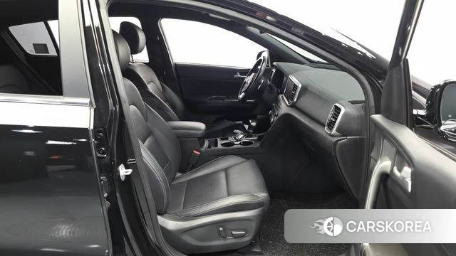 Kia Sportage The Bold 2018 Черный из Кореи, фото 3