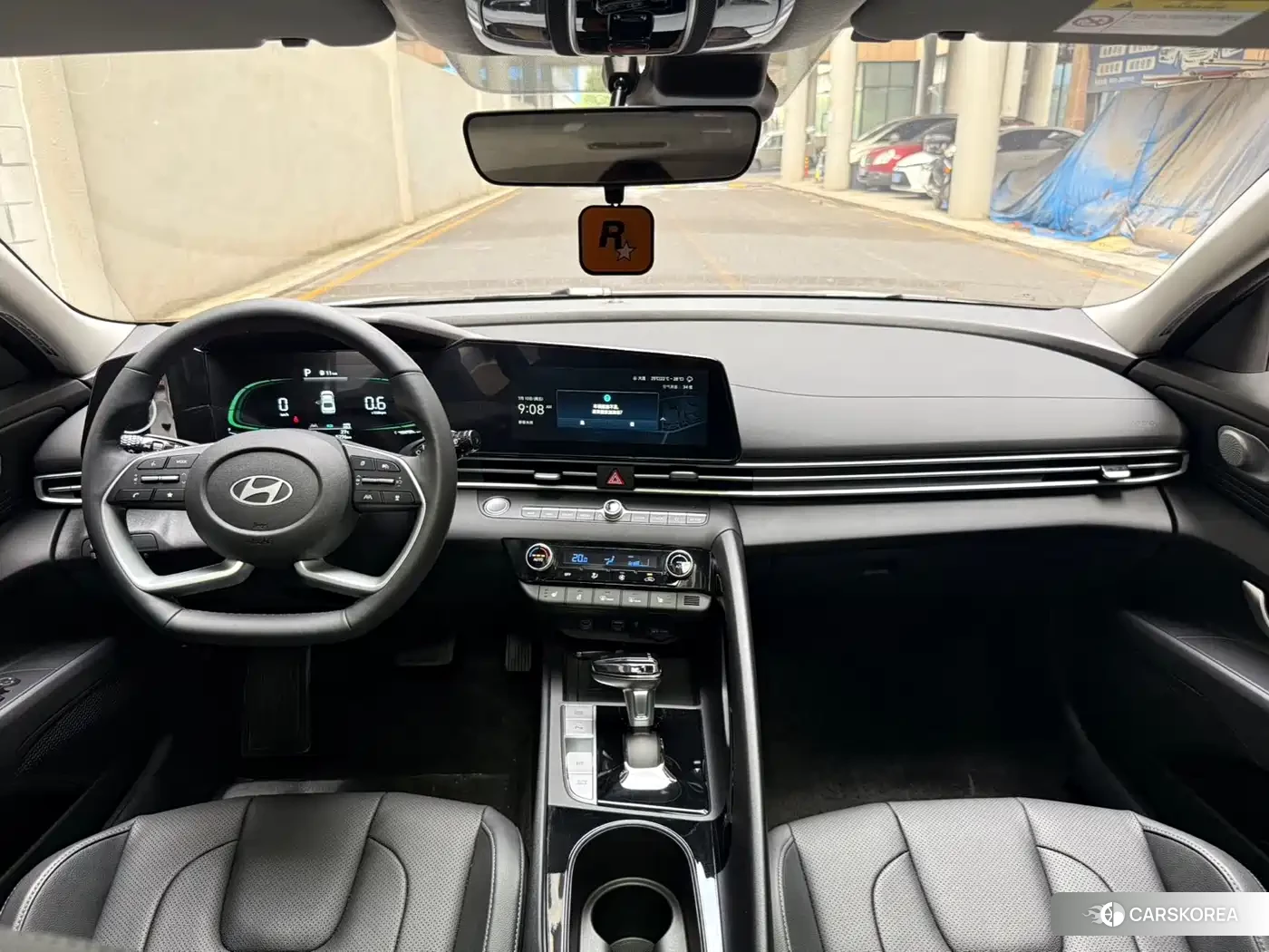 Hyundai Elantra 2026 Белый из Китая, фото 3
