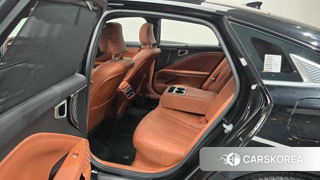 Kia The New K8 Hybrid 2024 Черный из Кореи, фото 3