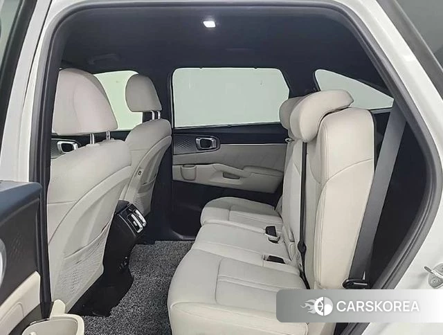 Kia Sorento 4th Generation 2023 Белый из Кореи, фото 3