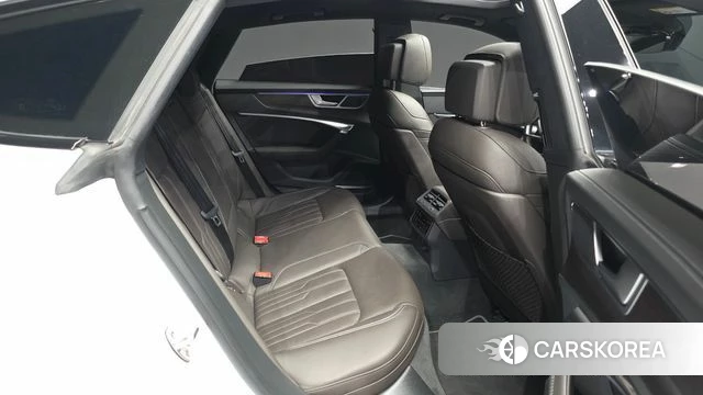 Audi A7 (4K) 2022 Белый из Кореи, фото 3