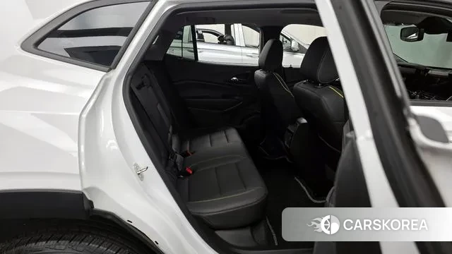 Chevrolet (GM Daewoo) Trax Crossover 2023 Белый из Кореи, фото 3