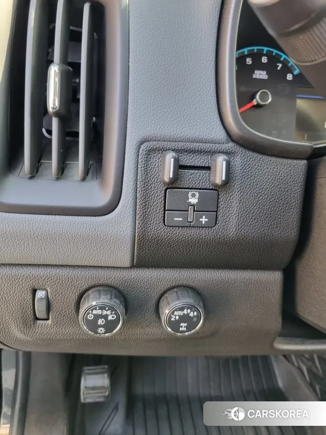 Chevrolet (GM Daewoo) Real New Colorado 2022 Черный из Кореи, фото 3