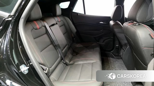 Chevrolet (GM Daewoo) Trax Crossover 2023 Черный из Кореи, фото 3