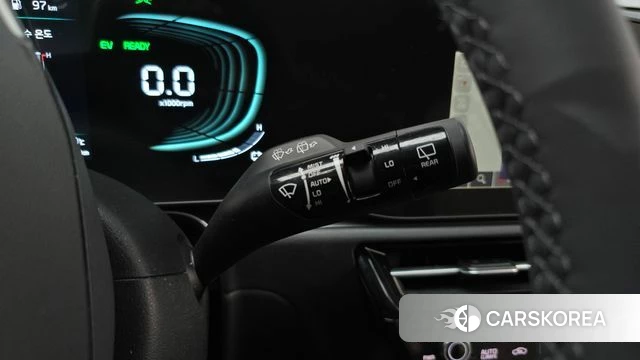 Kia Di Ol Nu Niro 2025 Белый из Кореи, фото 3