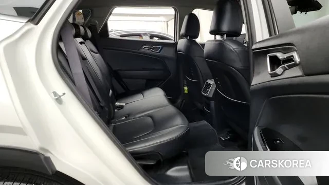 Kia Sportage 5th Generation 2024 Белый из Кореи, фото 3