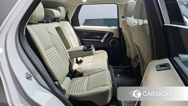 Land Rover Discovery Sports 2nd Generation 2025 Белый из Кореи, фото 3