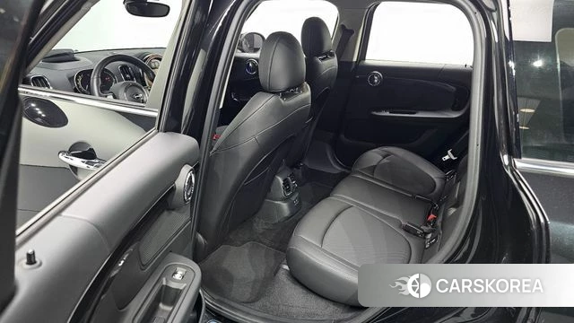 Mini Cooper Countryman 2023 Черный из Кореи, фото 3