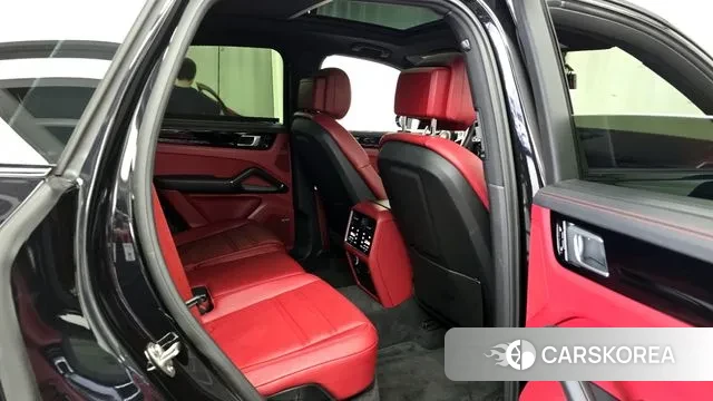 Porsche Cayenne (PO536) 2019 Черный из Кореи, фото 3