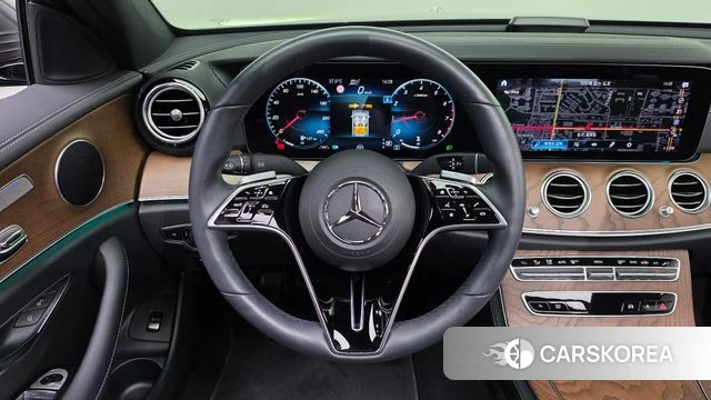 Mercedes-Benz E-Class W213 2021 Серый из Кореи, фото 3