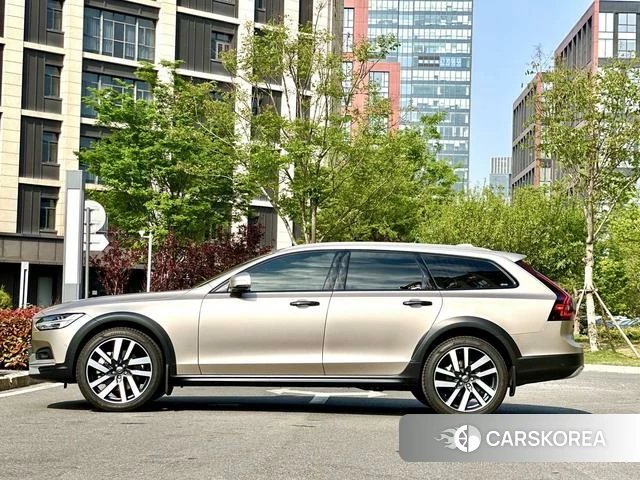 Volvo V90 2025 Другой из Китая, фото 3