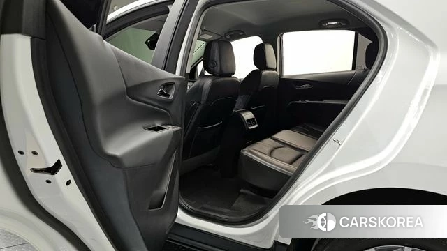 Chevrolet (GM Daewoo) The New Equinox 2022 Белый из Кореи, фото 3