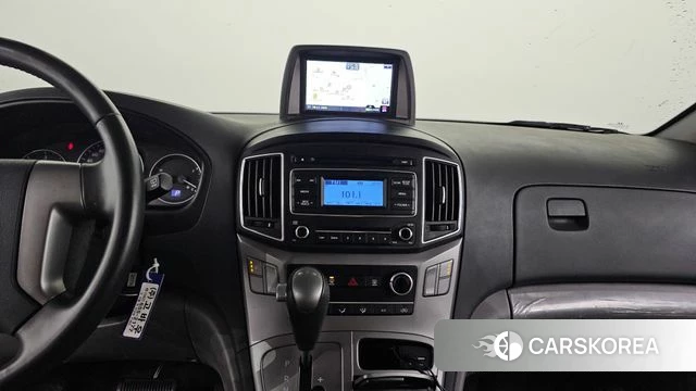Hyundai The New Grand Starex 2020 Серебристо-серый из Кореи, фото 3