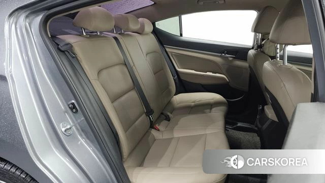 Hyundai Avante AD 2018 Серый из Кореи, фото 3
