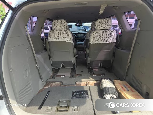 Kia The New Carnival 2018 Серебряный из Кореи, фото 3
