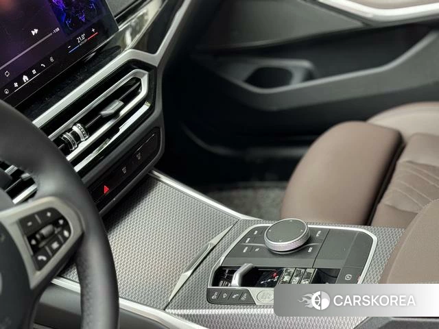 BMW 3 series 2024 Черный из Китая, фото 3